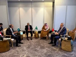 وزير الخارجية يشارك في الاجتماع الخامس للأطراف الإقليمية الأربعة R4 مع وزراء خارجية باكستان وتركيا والسعودية.
