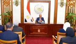 وزير الخارجية يجتمع مع مع قيادات والعاملين بقطاع التعاون الدولي بالوزارة لمتابعة سير العمل بالقطاع. 