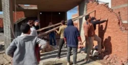 مصرع عامل وإصابة أخر سقط سقف عليهما ثناء تنفيذ قرار إزالة بأحد المبانى المخالفة بطوخ.