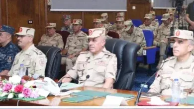 وزير الدفاع يتفقد مشروعًا تدريبيًا استراتيجيًا ويشيد بكفاءة رجال القوات المسلحة