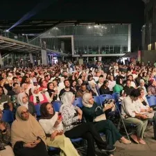 الفنانة السورية غالية تُبدع علي خشبة المسرح المكشوف بمكتبة الإسكندرية