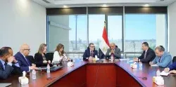 الكهرباء والتخطيط تبحثان تمويل مشروعات الطاقة وتعظيم عوائد المعادن النادرة
