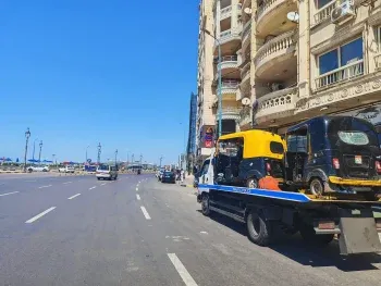 حملات مكثفة لضبط التكاتك المخالفة بطريق الكورنيش والشوارع الرئيسية بالإسكندرية