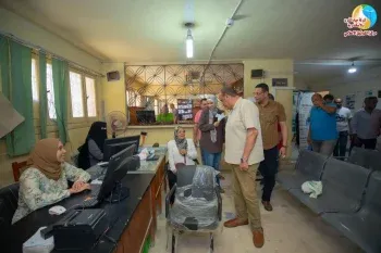 رئيس مياه الإسكندرية يتابع ميدانيًا انتظام العمل بمنشآت الشركة ومراكز خدمة العملاء بالثغر