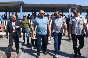 محافظ الإسكندرية إزالة منشأة بطريق الكورنيش عقب انتهاء تعاقدها لفتح الرؤية أمام المواطنين