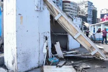 محافظ الإسكندرية يتابع إزالة إحدى المنشآت بطريق الكورنيش بمنطقة سبورتنج عقب انتهاء تعاقدها