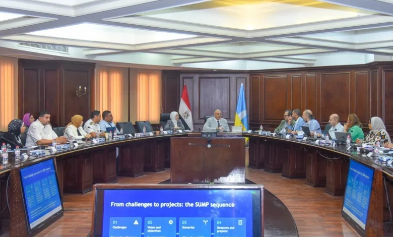 محافظ الإسكندرية يترأس اجتماعًا لبحث إعادة هيكلة منظومة النقل الحضري المستدام بالمحافظة
