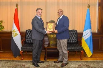 محافظ الإسكندرية يستقبل قنصل عام اليونان لتوديعه ويشيد بإسهاماته في تعزيز التعاون بين الجانبين