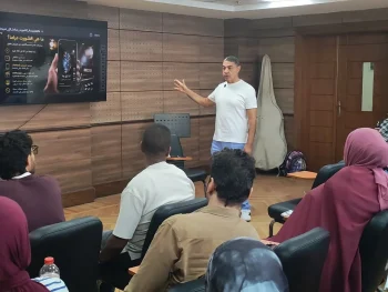  هشام سليمان ورشة بعنوان كيفية كتابة مسلسلات الميكرو دراما بأحترافية مهرجان الفيمتو آرت الدولي 