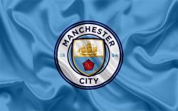 نجم مانشستر يونايتد يسخر من السيتي بعد اقتراب شبح الاستبعاد من الدوري الإنجليزي