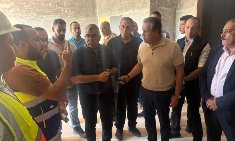 وزير الصحة يتفقد مشروع مستشفى الرياض ويوجه بتسريع الإنجاز لاستلامه