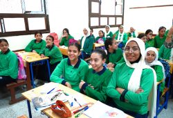 محافظ الغربية يتفقد انتظام الدراسة وحضور الطلاب مع انطلاق أول أيام العام الدراسي