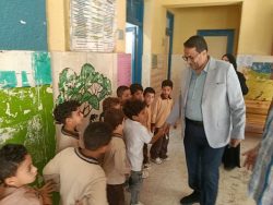 وكيل وزارة التربية والتعليم بالغربية يتابع سير العملية التعليمية بإدارة قطور 