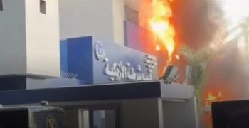 الداخلية تحسم الجدل حول حريق قسم شرطة الأزبكية