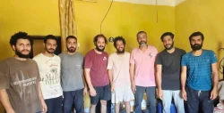 الإفراج عن البحارة المصريين المختطفين على متن سفينة في الصومال.
