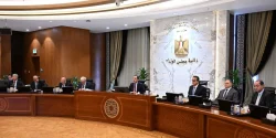 الحكومة توافق على 9 قرارات جديدة اليوم من بينها وقف العمل بنظام العمل عن بُعد يوم الأحد، وإقرار إجازة رسمية.