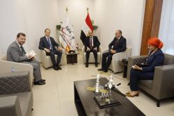 الرئيس التنفيذي لوكالة الفضاء المصرية يستقبل السفير الإسباني لبحث سبل التعاون المشترك.