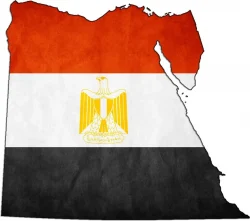 الرئيس السيسي: مصر تتمسك بالتعاون العابر للحدود في ملف نهر النيل