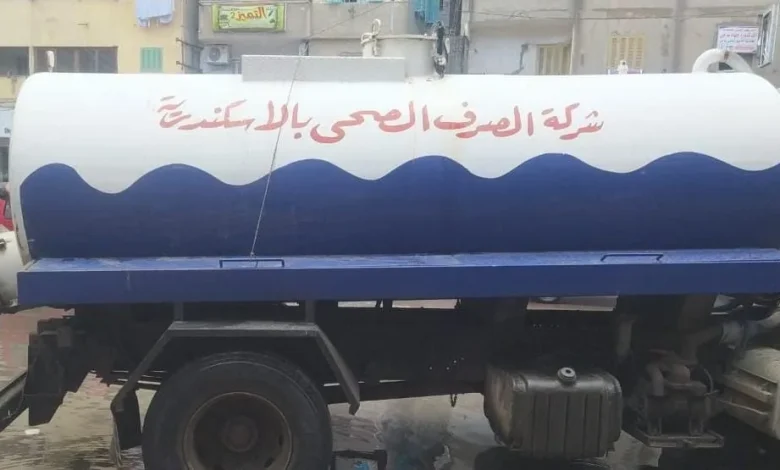 الصرف الصحي بالإسكندرية تتابع الأمطار لحظة بلحظة وانتشار فرق الطوارئ للتعامل الفوري مع تجمعات المياه
