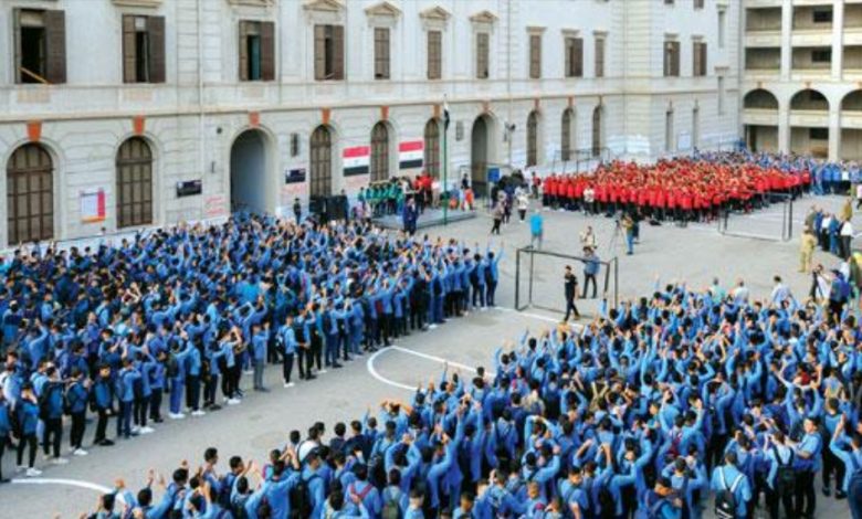 ببداية إنطلاق العام الدراسى الجديد... المدارس تشدد على الإنضباط والحضور.