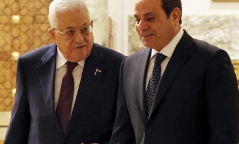 زيارة الرئيس الفلسطيني للقاهرة.. دبلوماسية مصر أوقفت مخطط التهجير وتصفية القضية الفلسطينية.