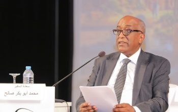 ضياء رشوان : وسائل التواصل الاجتماعي تفتح آمالًا وهمية تصدم الشباب بالواقع وتورث تمزقًا وجدانيًّا
