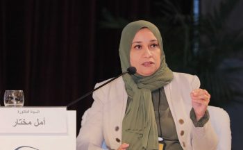 ضياء رشوان : وسائل التواصل الاجتماعي تفتح آمالًا وهمية تصدم الشباب بالواقع وتورث تمزقًا وجدانيًّا