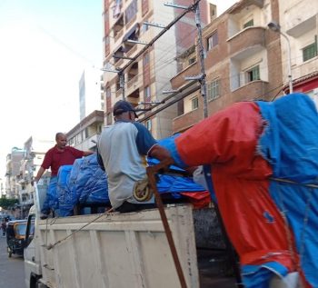 محافظ الإسكندرية تكثيف حملات إزالة الإشغالات والتفتيش على الأسواق بأحياء الإسكندرية