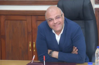 محافظ الإسكندرية خلال اللقاء الجماهيري بحي العامرية أول توفير 5 فرص عمل منها 3 لذوي الهمم