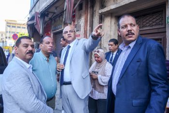 محافظ الإسكندرية يتفقد جراج تشغيل أتوبيسات هيئة النقل العام لمتابعة انتظام مركبات النقل البديلة
