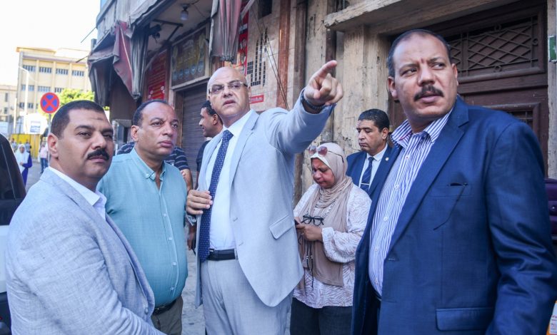 محافظ الإسكندرية يتفقد جراج تشغيل أتوبيسات هيئة النقل العام لمتابعة انتظام مركبات النقل البديلة