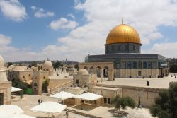 مصر تدين اقتحام المسجد الأقصى وتحذر من التصعيد