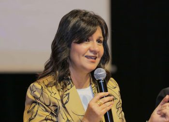 مكتبة-الإسكندرية-حلقة-نقاشية-استراتيجيات-تعزيز-الهوية-بين-الأسرة-والمدرسة-والمجتمع-المدني