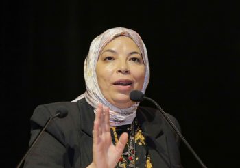 مكتبة-الإسكندرية-حلقة-نقاشية-استراتيجيات-تعزيز-الهوية-بين-الأسرة-والمدرسة-والمجتمع-المدني