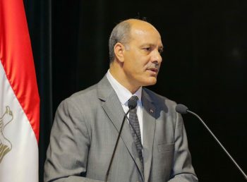 مكتبة-الإسكندرية-حلقة-نقاشية-استراتيجيات-تعزيز-الهوية-بين-الأسرة-والمدرسة-والمجتمع-المدني