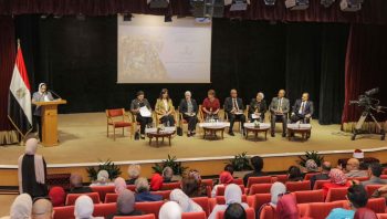 مكتبة-الإسكندرية-حلقة-نقاشية-استراتيجيات-تعزيز-الهوية-بين-الأسرة-والمدرسة-والمجتمع-المدني