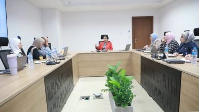 نائب وزير الصحة تتابع تطوير خدمات الرعاية الصحية ودعم صحة الأم والطفل. 