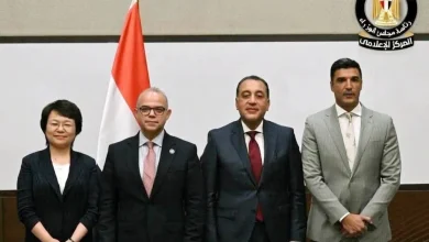 وزارة الصناعة توقع مع شركات صينية وإيطالية لتوطين تكنولوجيا السيارات