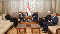 وزير الأوقاف يبحث مع سفير السودان تعزيز التعاون الديني والثقافي