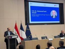 وزير الإستثمار يفتتح منتدى الأعمال المصري الفرنسي بباريس بمشاركة أكثر من 200 شركة ومؤسسة.