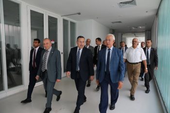 وزير التعليم العالي والقائم بعمل وزير الثقافة يتفقد الجامعة المصرية اليابانية ويتابع أحدث مشروعاتها التعليمية