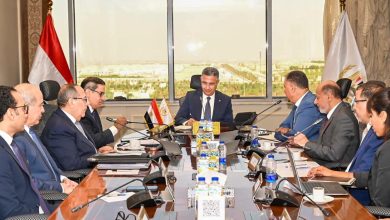 وزير التموين يبحث تمويل صوامع جديدة وصهاريج لتخزين زيوت الطعام