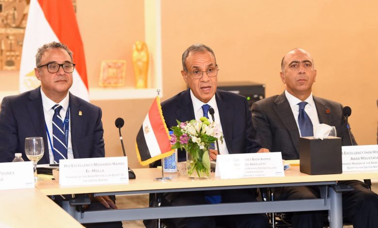وزير الخارجية يشارك في مائدة مستديرة مع مجلس أعمال التفاهم الدولي BCIU.