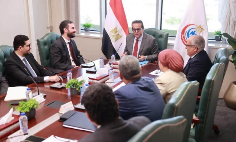 وزير الصحة يبحث مع رئيس «إليفيت» تعزيز الشراكات والاستثمارات بالقطاع الصحي