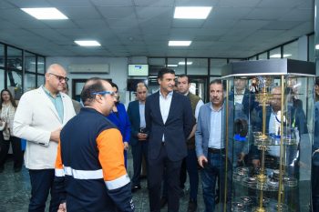 وزير الصناعة ومحافظ الإسكندرية يتفقدان مصنعين لإنتاج الكربون الأسود والإطارات التجارية بالعامرية