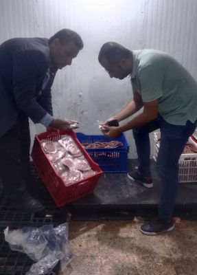 وكيل وزارة التموين فى حملات مسائية على الأسواق و ضبط مصنعات لحوم مجهولة المصدر