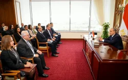 وزير الخارجية يلتقي أعضاء الدفعة ٥٩ من الملحقين الدبلوماسيين المعينين حديثاً