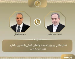 وزير الخارجية يتلقى اتصالاً هاتفياً من نظيره الإيراني لبحث التطورات الإقليمية وسبل خفض التصعيد