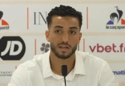 محمد عبدالمنعم يواصل التألق مع نيس الفرنسي ويقود الدفاع بأقتدار