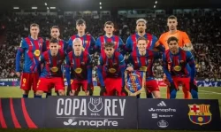 رودري في الوسط ويامال يقود الهجوم.. تشكيل برشلونة الرسمي أمام ريال مدريد في الكلاسيكو